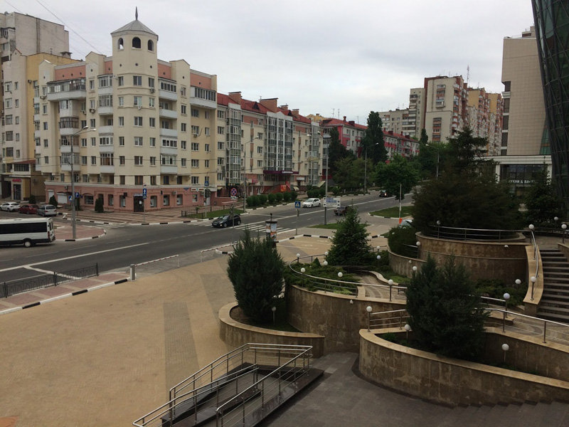 Белгород... Всё чисто, аккуратно и посыпано песком Белгород